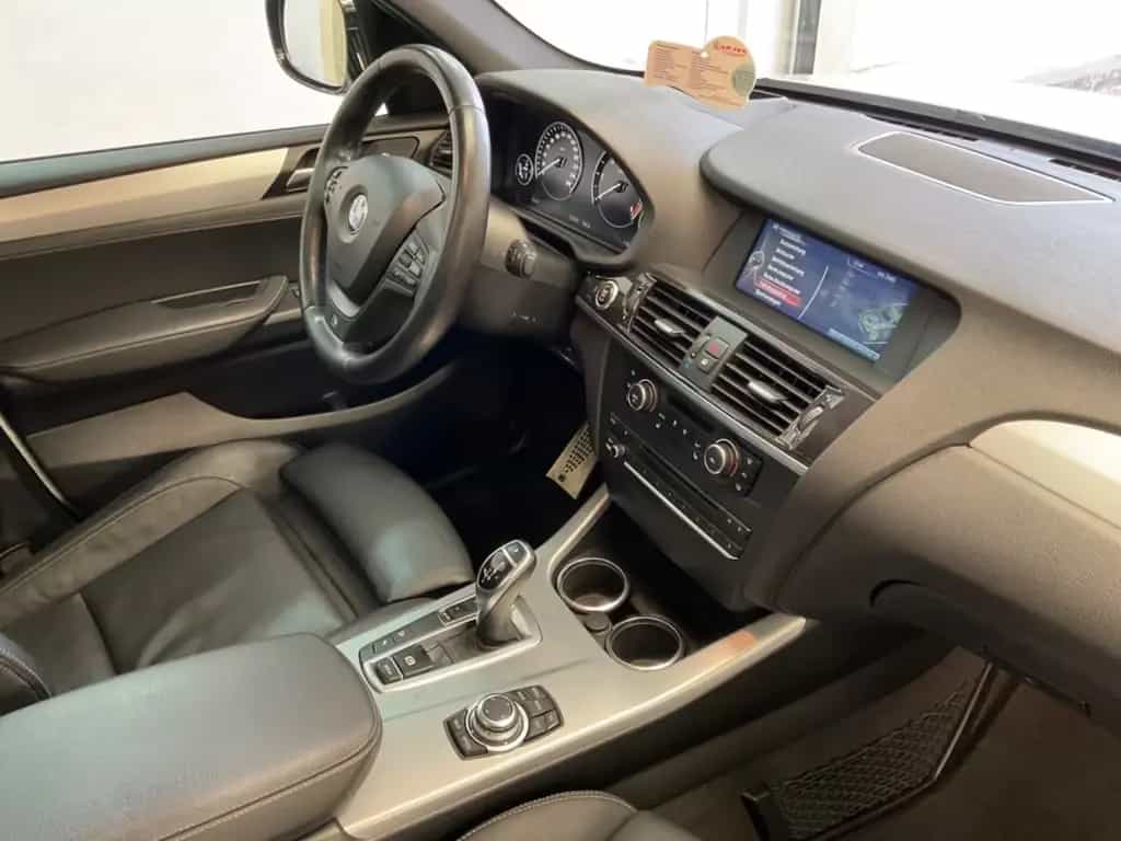 BMW X3 03/2014-photo-21