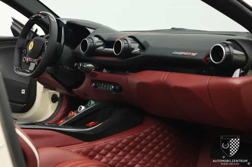 Ferrari 812 GTS 1 of 1 Tailormade/Lucybelle/Tribute250TR 07/2024-photo-36