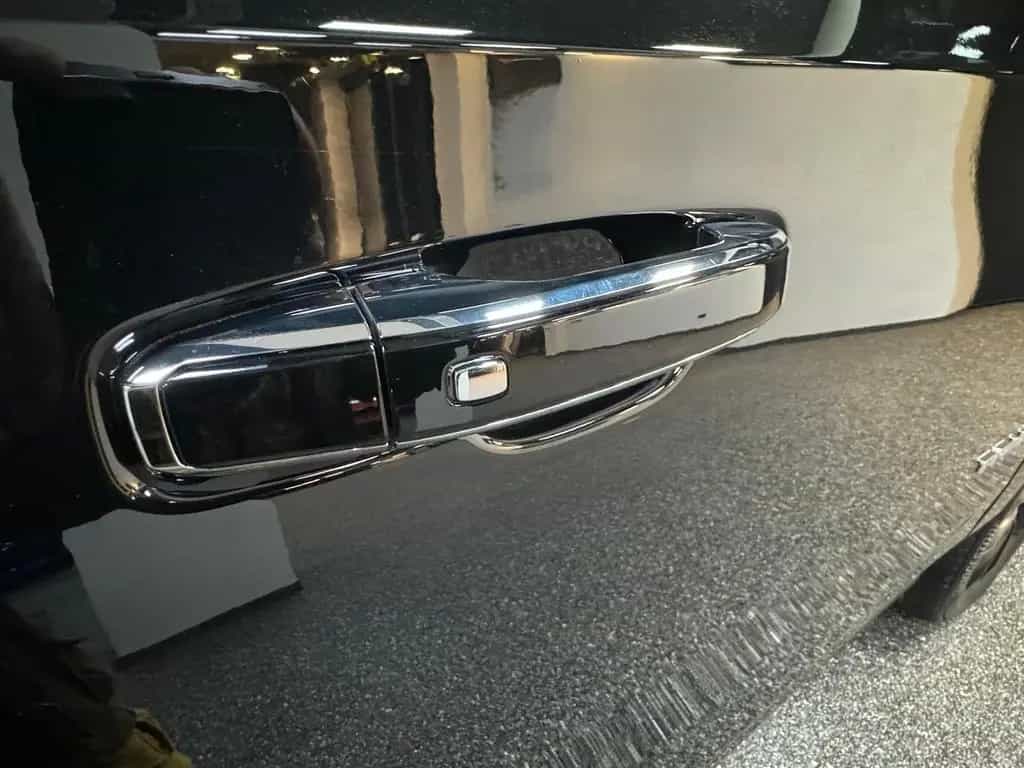 Chevrolet Tahoe 6.2 ECOTEC HIGH COUNTRY 4x4-HUD-PANO 01/2023-photo-16