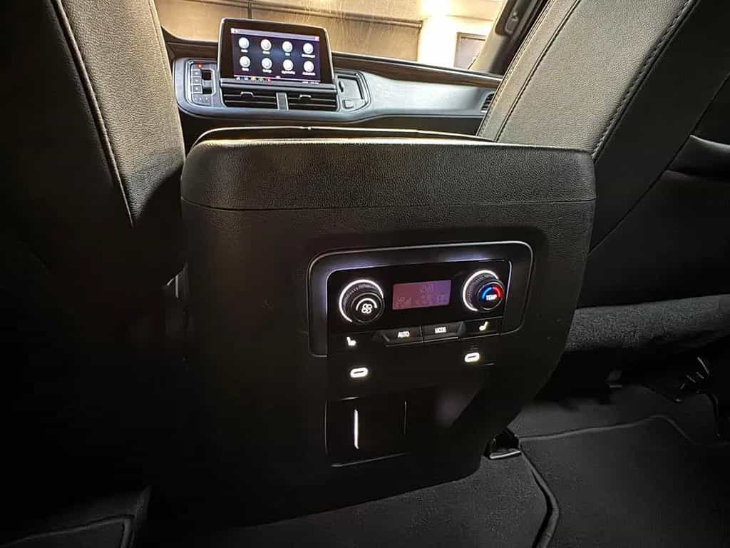 Chevrolet Tahoe 6.2 ECOTEC HIGH COUNTRY 4x4-HUD-PANO 01/2023-photo-42