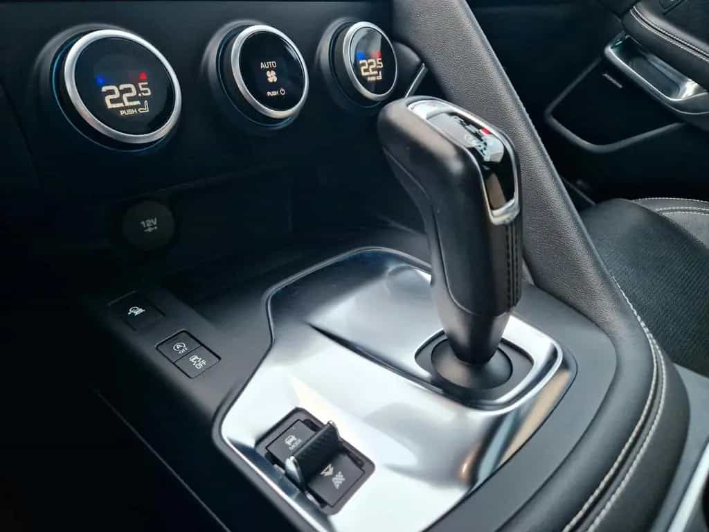 Jaguar E-Pace P300 R-Dynamic SE AWD 07/2020-photo-21