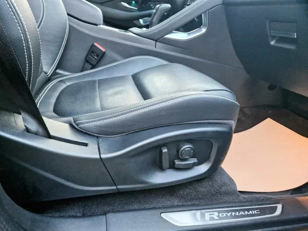 Jaguar E-Pace P300 R-Dynamic SE AWD 07/2020-photo-22