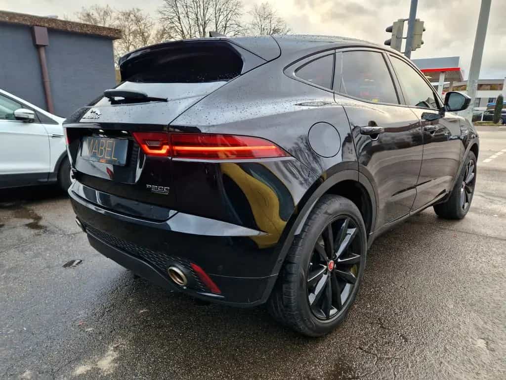 Jaguar E-Pace P300 R-Dynamic SE AWD 07/2020-photo-3