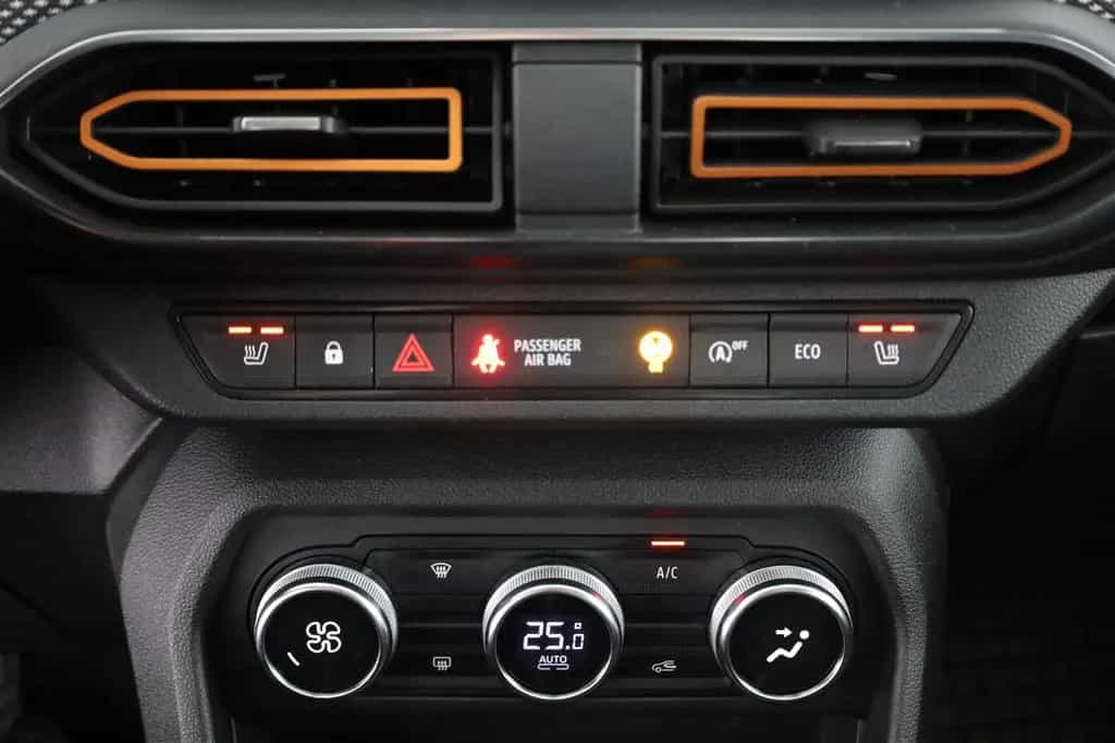 Dacia Sandero Stepway 1.0 TCe Ultimate LED Sitzheizung 01/2023-photo-11