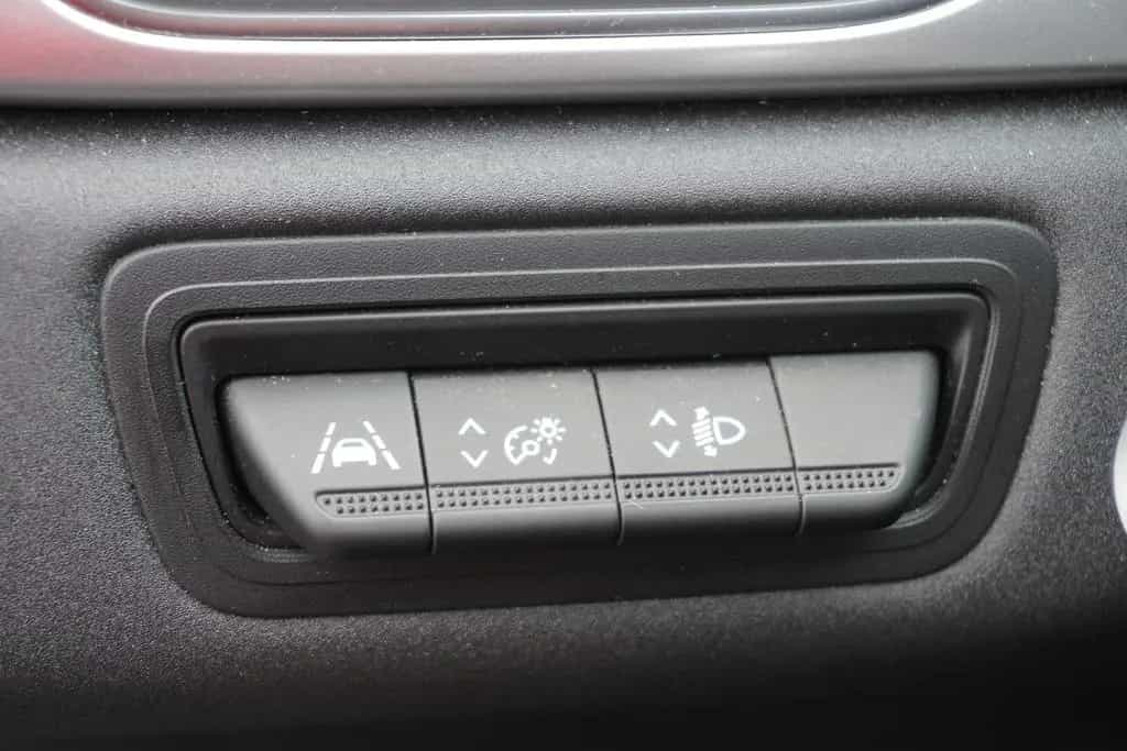 Renault Captur II 1.0 TCe 100 Navi LED PDC DAB Tempomat 12/2020-photo-13