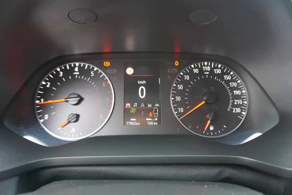 Renault Captur II 1.0 TCe 100 Navi LED PDC DAB Tempomat 12/2020-photo-14