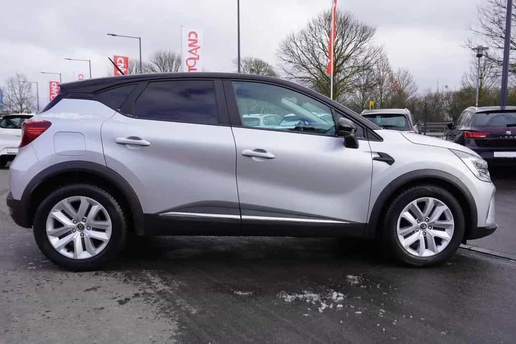 Renault Captur II 1.0 TCe 100 Navi LED PDC DAB Tempomat 12/2020-photo-2