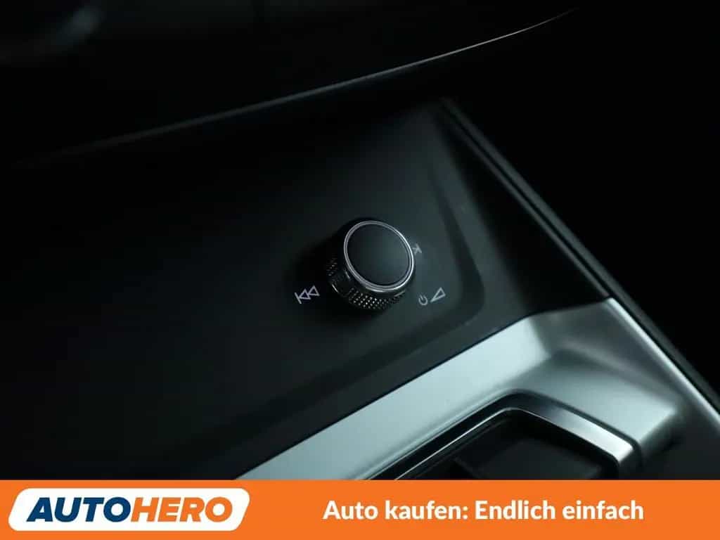 Audi Q3 35 TFSI Aut.*LED*PDC*SHZ*KLIMA* 07/2019-photo-21