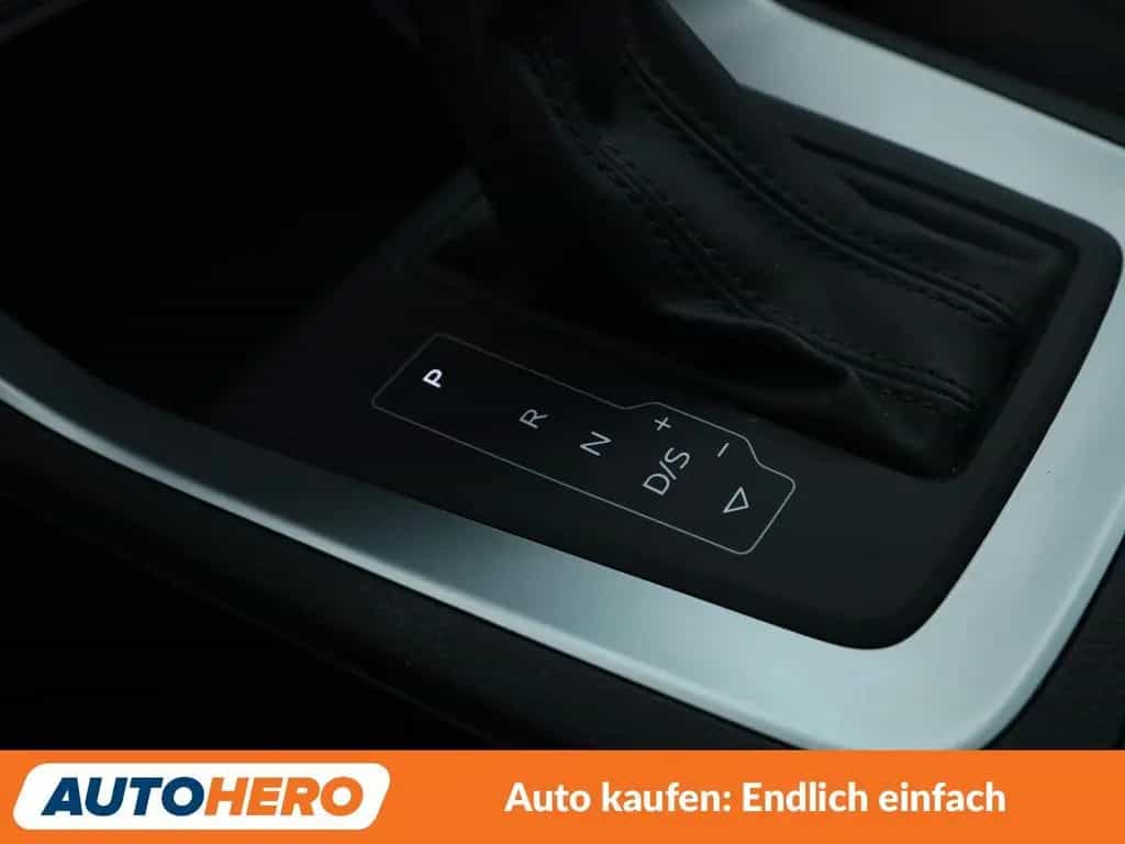 Audi Q3 35 TFSI Aut.*LED*PDC*SHZ*KLIMA* 07/2019-photo-24
