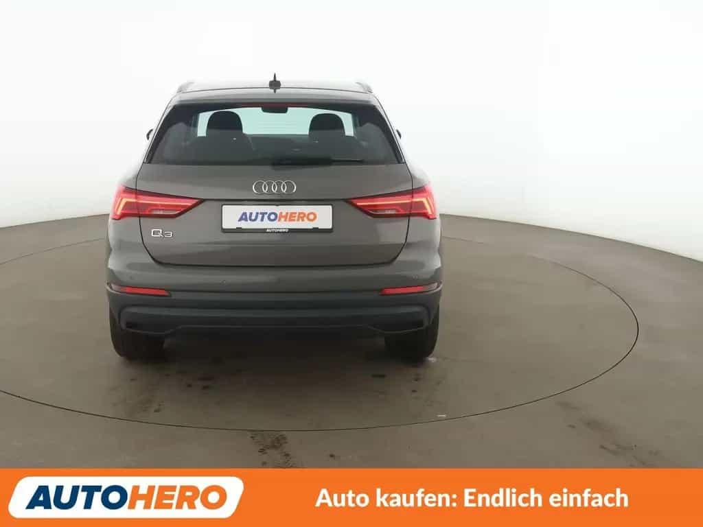 Audi Q3 35 TFSI Aut.*LED*PDC*SHZ*KLIMA* 07/2019-photo-4