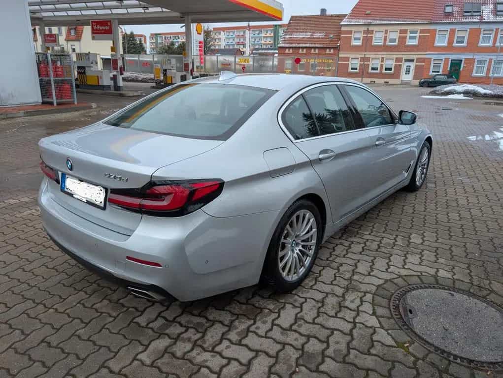 BMW 5 Series 520d - Luxury line facelift voll. 08/2020-photo-11