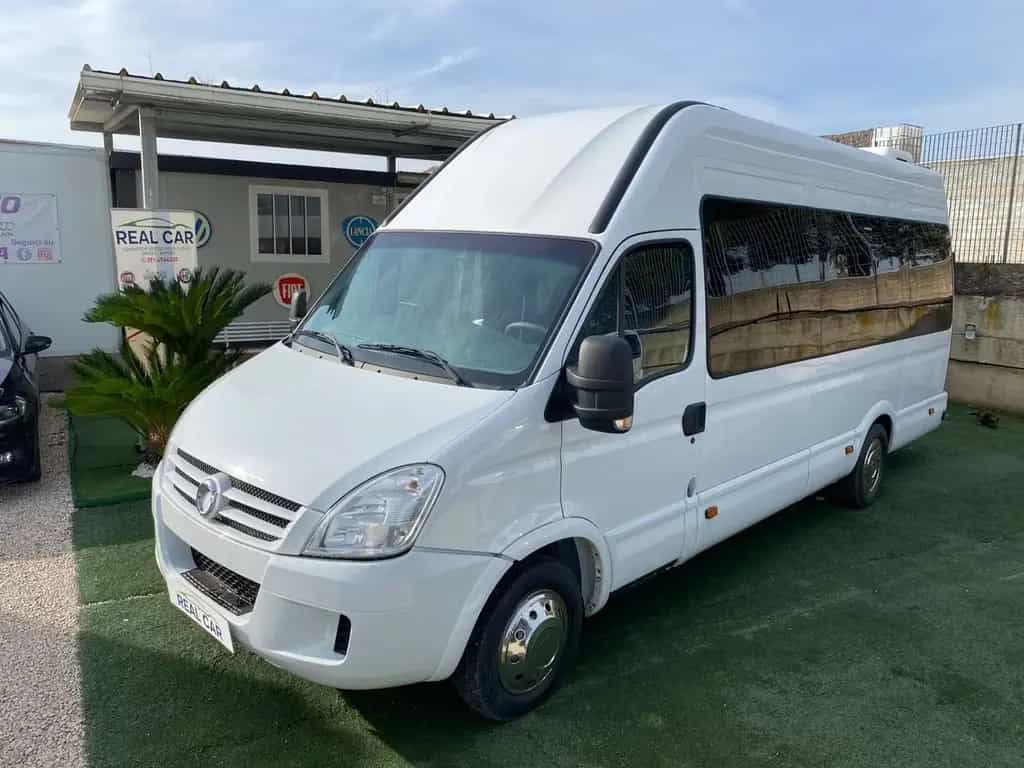 Iveco Daily 50C15 20 Posti Mini Bus 01/2008-photo-1