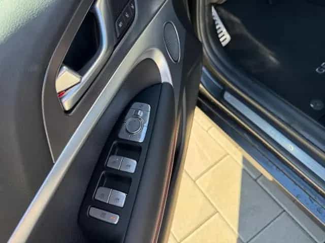 Genesis G70 Shooting Brake 2.0T RWD Sport Leder LED Sper 07/2025-photo-17