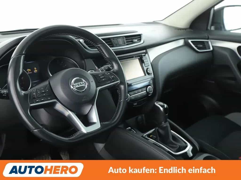 Nissan Qashqai 1.6 dCi N-Connecta Aut*NAVI*TEMPO*AHK* 03/2018-photo-10