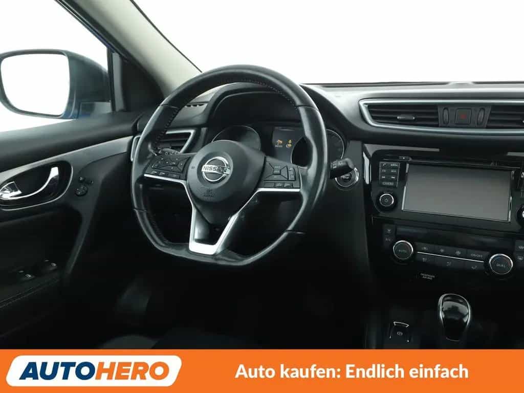 Nissan Qashqai 1.6 dCi N-Connecta Aut*NAVI*TEMPO*AHK* 03/2018-photo-12