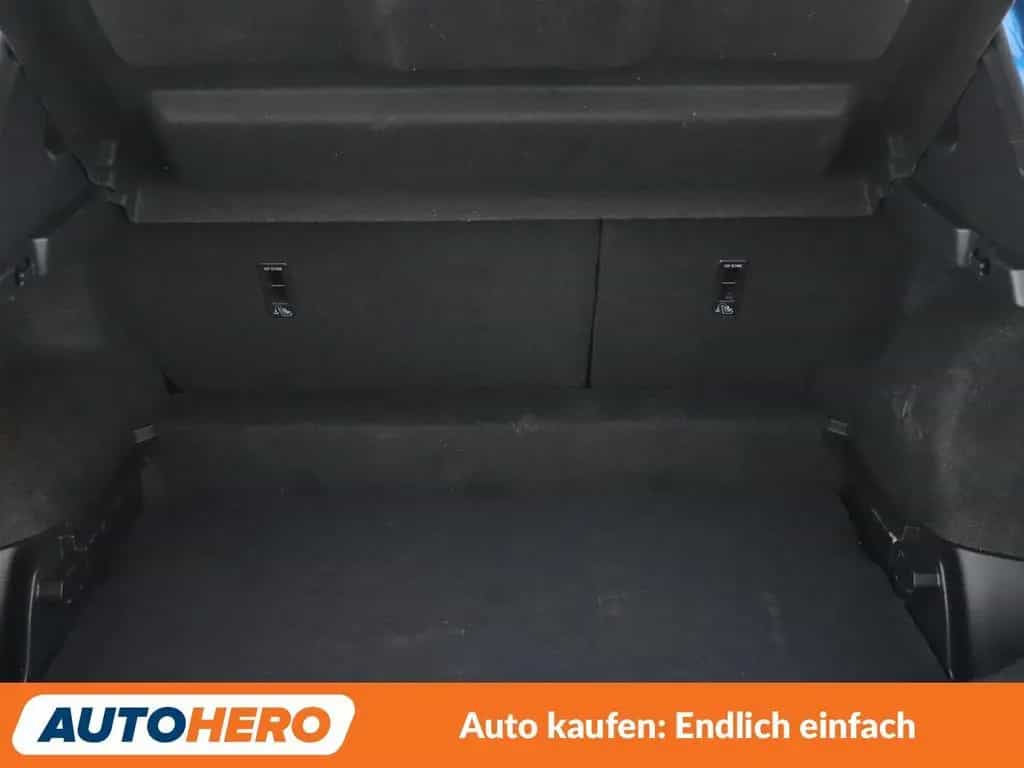 Nissan Qashqai 1.6 dCi N-Connecta Aut*NAVI*TEMPO*AHK* 03/2018-photo-17