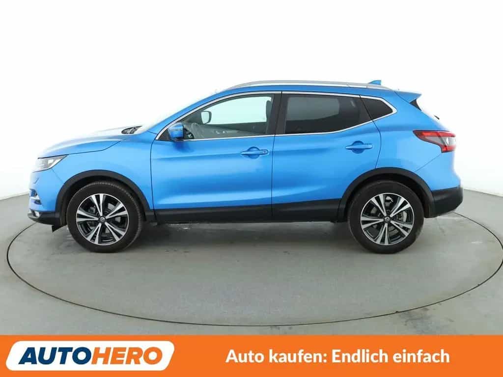 Nissan Qashqai 1.6 dCi N-Connecta Aut*NAVI*TEMPO*AHK* 03/2018-photo-2