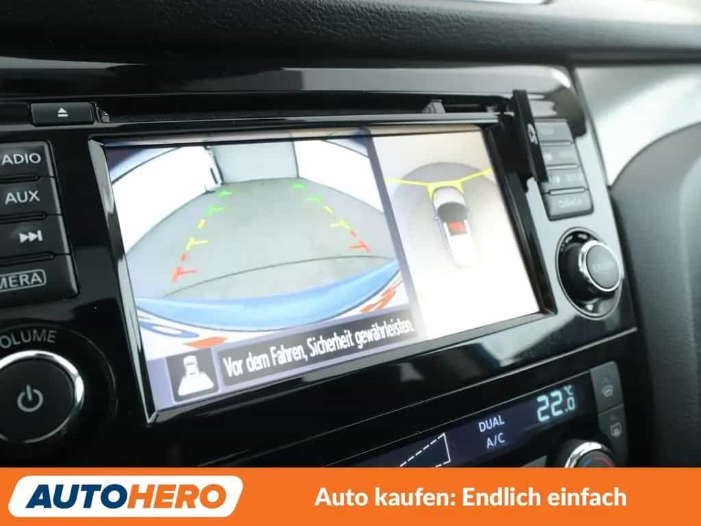 Nissan Qashqai 1.6 dCi N-Connecta Aut*NAVI*TEMPO*AHK* 03/2018-photo-21