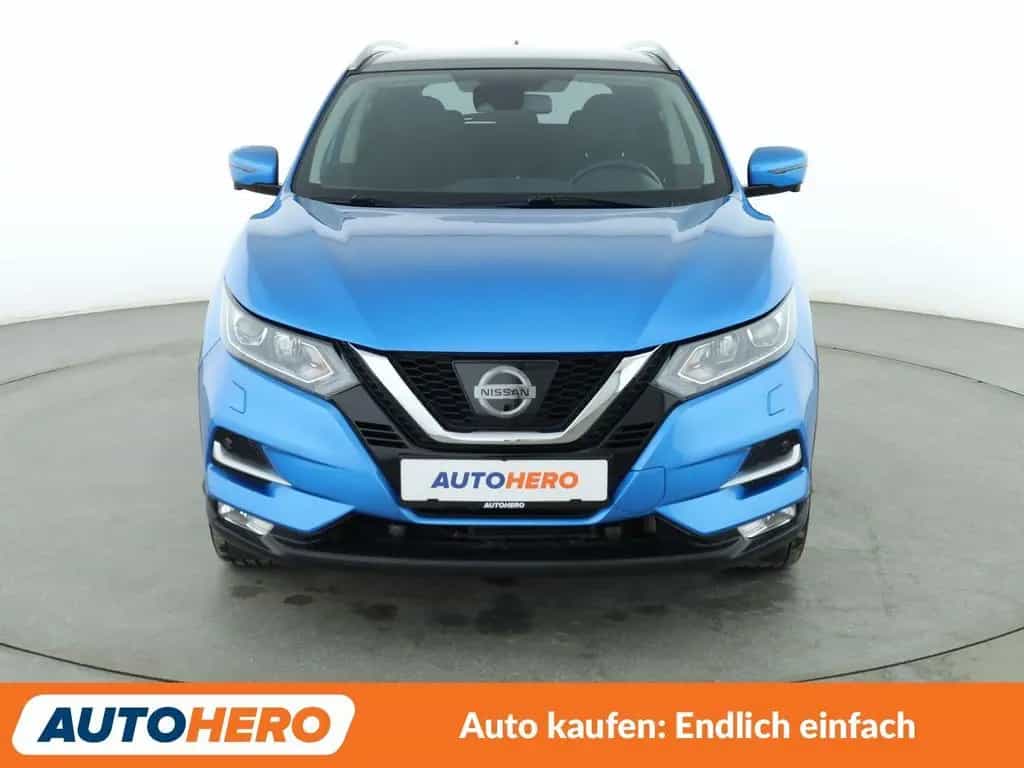 Nissan Qashqai 1.6 dCi N-Connecta Aut*NAVI*TEMPO*AHK* 03/2018-photo-8
