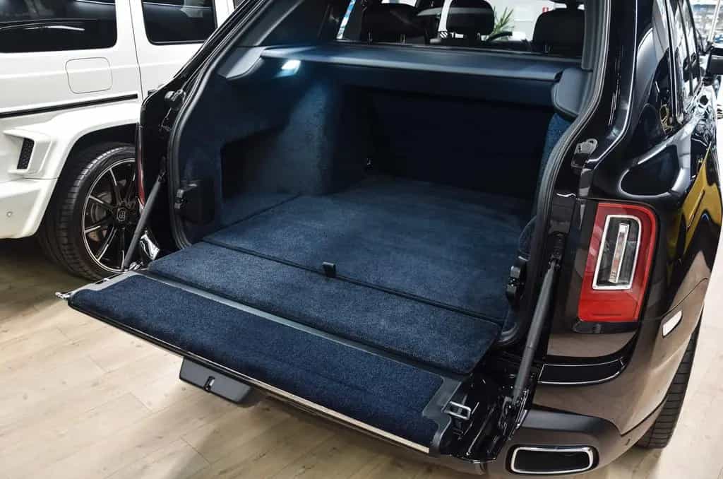 Rolls-Royce Cullinan New,Four-seat version,R24 03/2022-photo-11