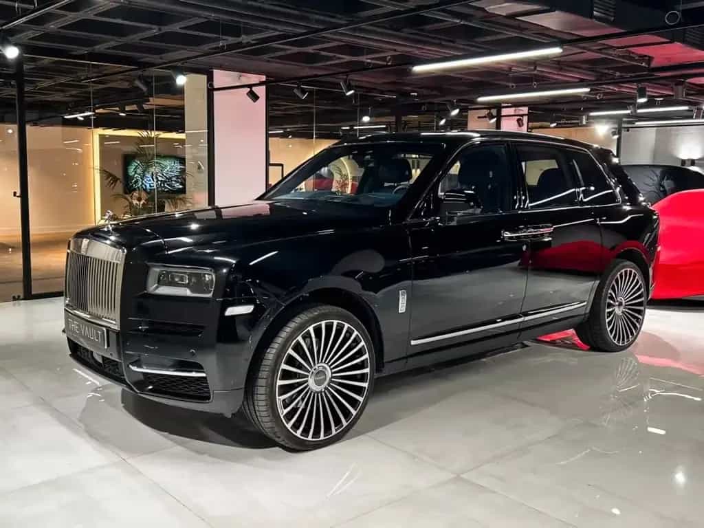 Rolls-Royce Cullinan New,Four-seat version,R24 03/2022-photo-2