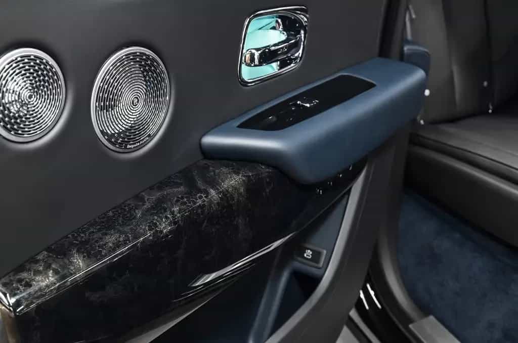 Rolls-Royce Cullinan New,Four-seat version,R24 03/2022-photo-6