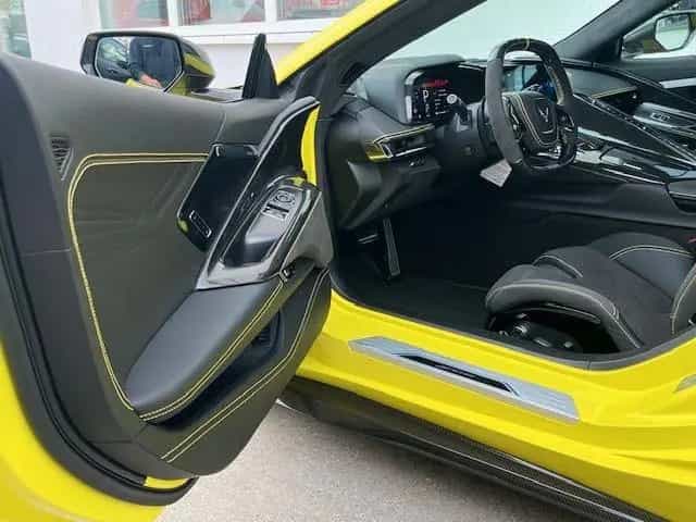 Corvette Z06 C8 Corvette Z06 Coupe Z07 Carbon-Sportauspuff-KW 03/2025-photo-11