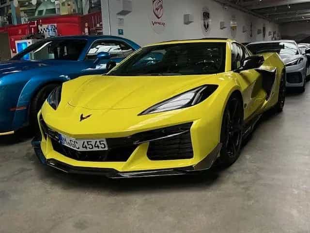 Corvette Z06 C8 Corvette Z06 Coupe Z07 Carbon-Sportauspuff-KW 03/2025-photo-3