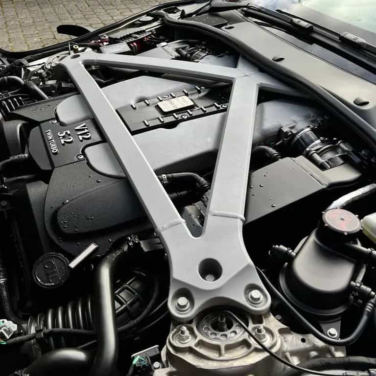 Aston Martin DB11 5.2 V12 - MwSt. netto 90.000€   TÜV/AU NEU 12/2017-photo-18