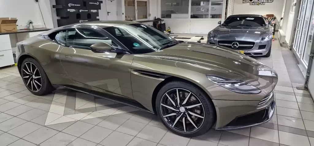 Aston Martin DB11 5.2 V12 - MwSt. netto 90.000€   TÜV/AU NEU 12/2017-photo-5