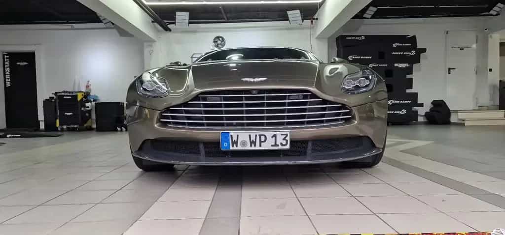 Aston Martin DB11 5.2 V12 - MwSt. netto 90.000€   TÜV/AU NEU 12/2017-photo-7