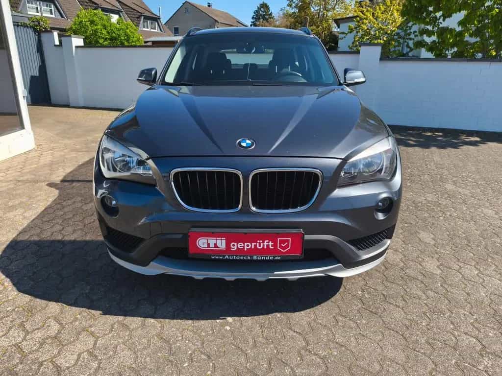 BMW X1 20i sDrive *Automatik*PDC*LED*SHZ*Grau* 09/2014-photo-13