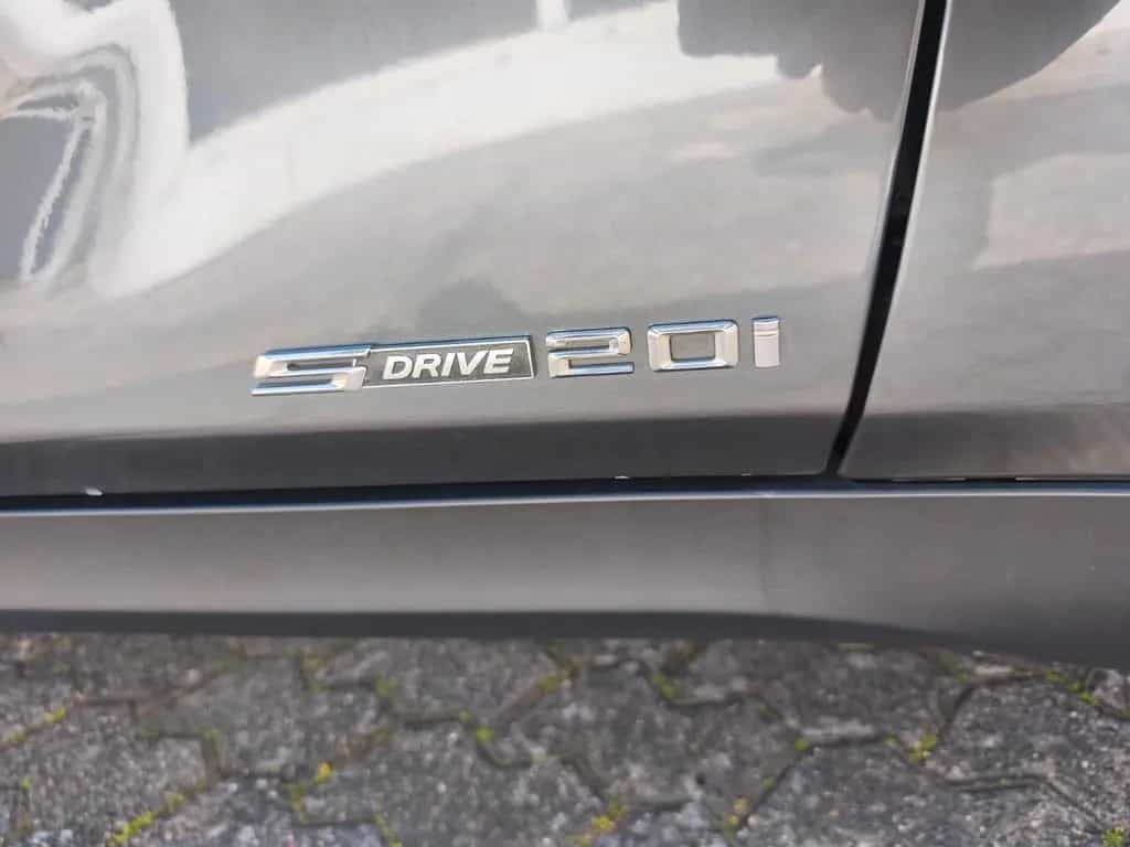 BMW X1 20i sDrive *Automatik*PDC*LED*SHZ*Grau* 09/2014-photo-20