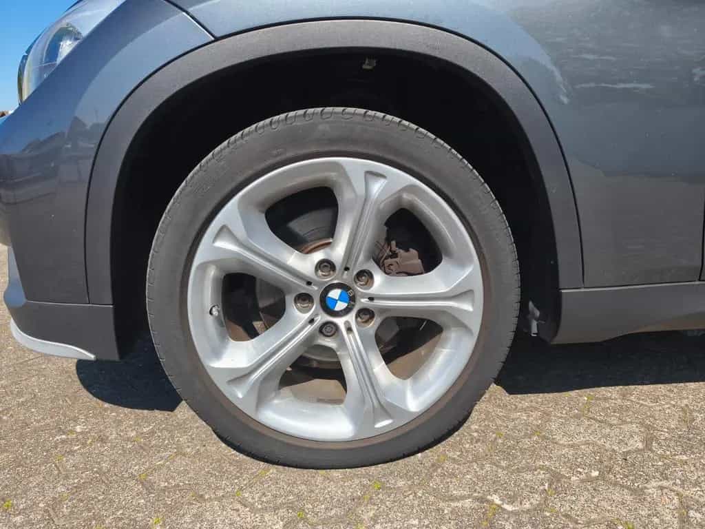 BMW X1 20i sDrive *Automatik*PDC*LED*SHZ*Grau* 09/2014-photo-21