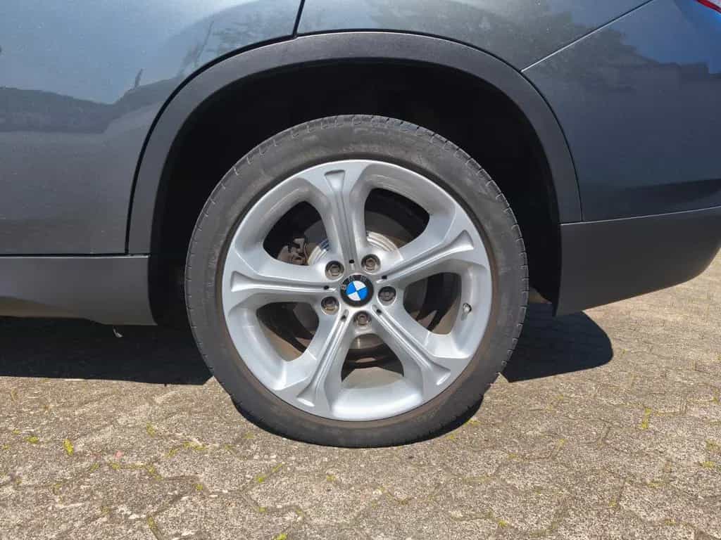 BMW X1 20i sDrive *Automatik*PDC*LED*SHZ*Grau* 09/2014-photo-22
