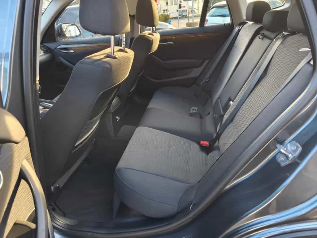 BMW X1 20i sDrive *Automatik*PDC*LED*SHZ*Grau* 09/2014-photo-6