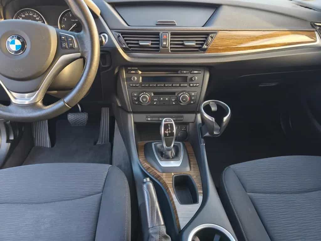 BMW X1 20i sDrive *Automatik*PDC*LED*SHZ*Grau* 09/2014-photo-7