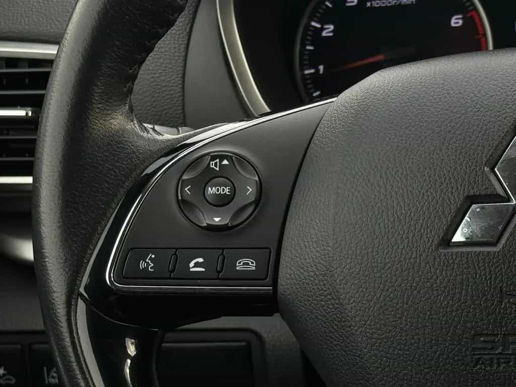 Mitsubishi Eclipse Cross Diamant Edition AHK°CARPLAY°KAMERA 09/2018-photo-17