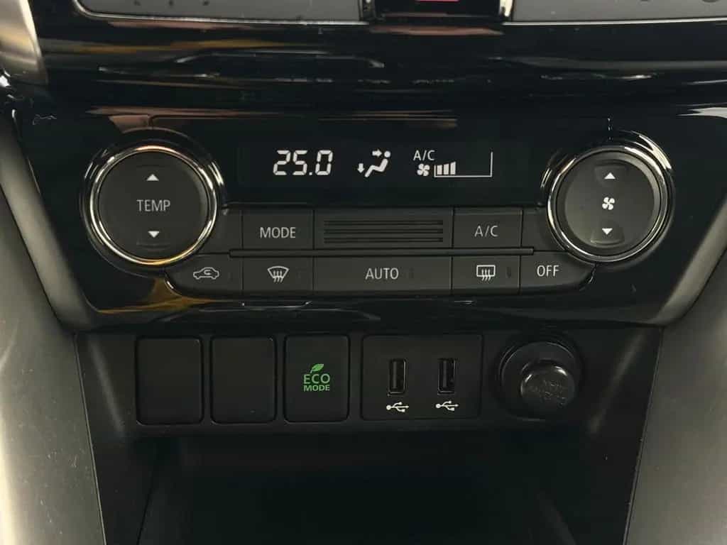Mitsubishi Eclipse Cross Diamant Edition AHK°CARPLAY°KAMERA 09/2018-photo-21