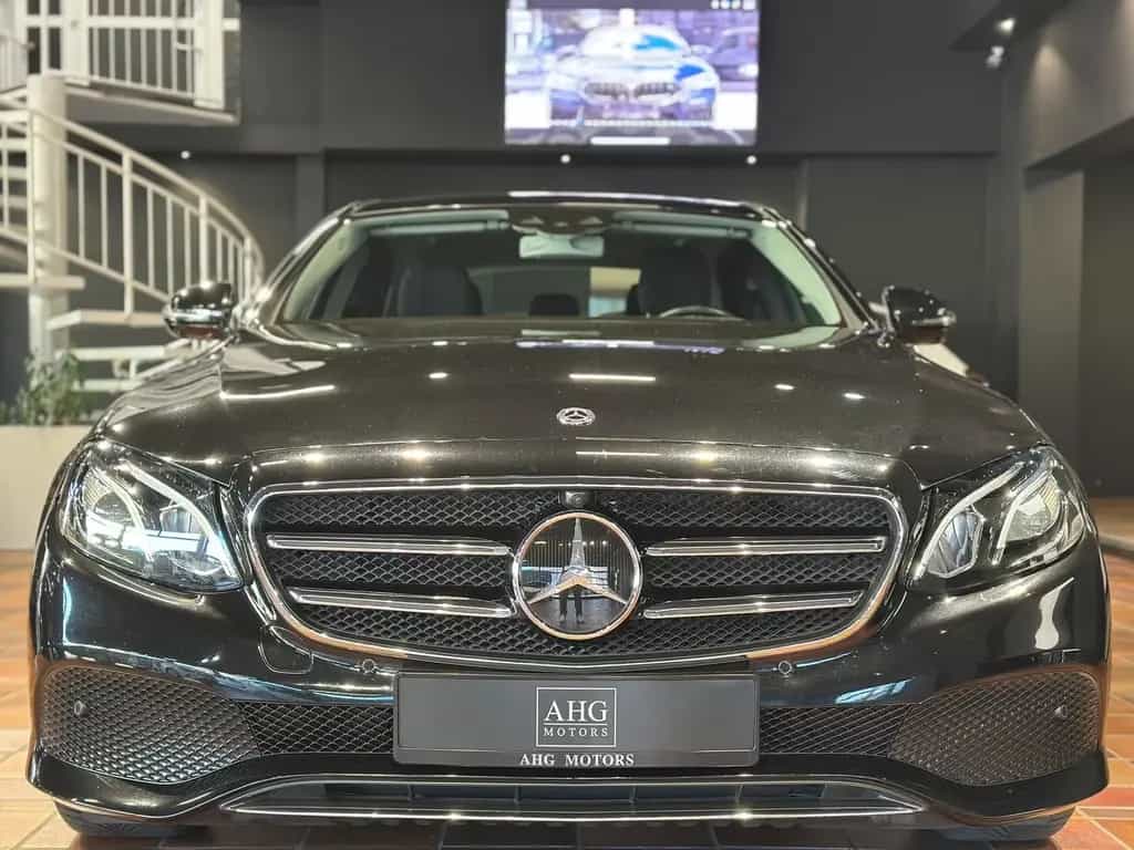 Mercedes-Benz E 220 LIMOUSINE AVANTGARDE DISTRONIC COMAND 360° 11/2020-photo-10