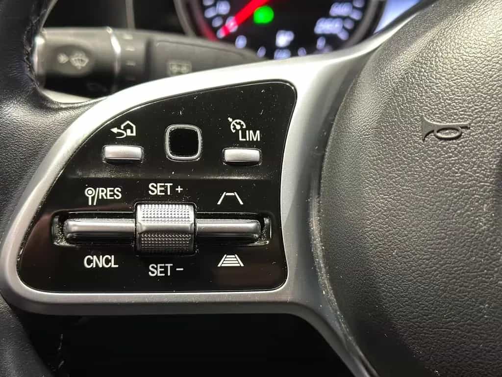 Mercedes-Benz E 220 LIMOUSINE AVANTGARDE DISTRONIC COMAND 360° 11/2020-photo-18