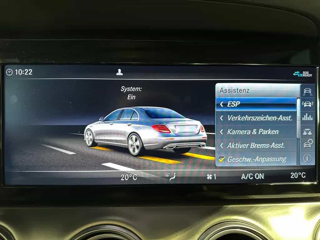 Mercedes-Benz E 220 LIMOUSINE AVANTGARDE DISTRONIC COMAND 360° 11/2020-photo-24