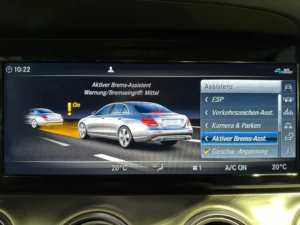 Mercedes-Benz E 220 LIMOUSINE AVANTGARDE DISTRONIC COMAND 360° 11/2020-photo-27
