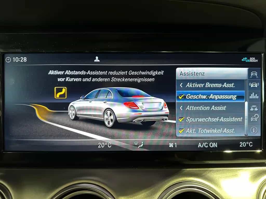 Mercedes-Benz E 220 LIMOUSINE AVANTGARDE DISTRONIC COMAND 360° 11/2020-photo-28