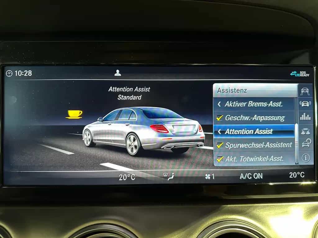 Mercedes-Benz E 220 LIMOUSINE AVANTGARDE DISTRONIC COMAND 360° 11/2020-photo-29