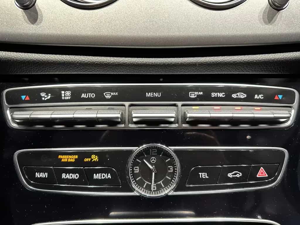 Mercedes-Benz E 220 LIMOUSINE AVANTGARDE DISTRONIC COMAND 360° 11/2020-photo-33