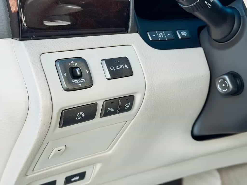 Lexus LS 460 V8 SoftClose*MarkLewinson*NAVI*TV*Fridge 12/2007-photo-3
