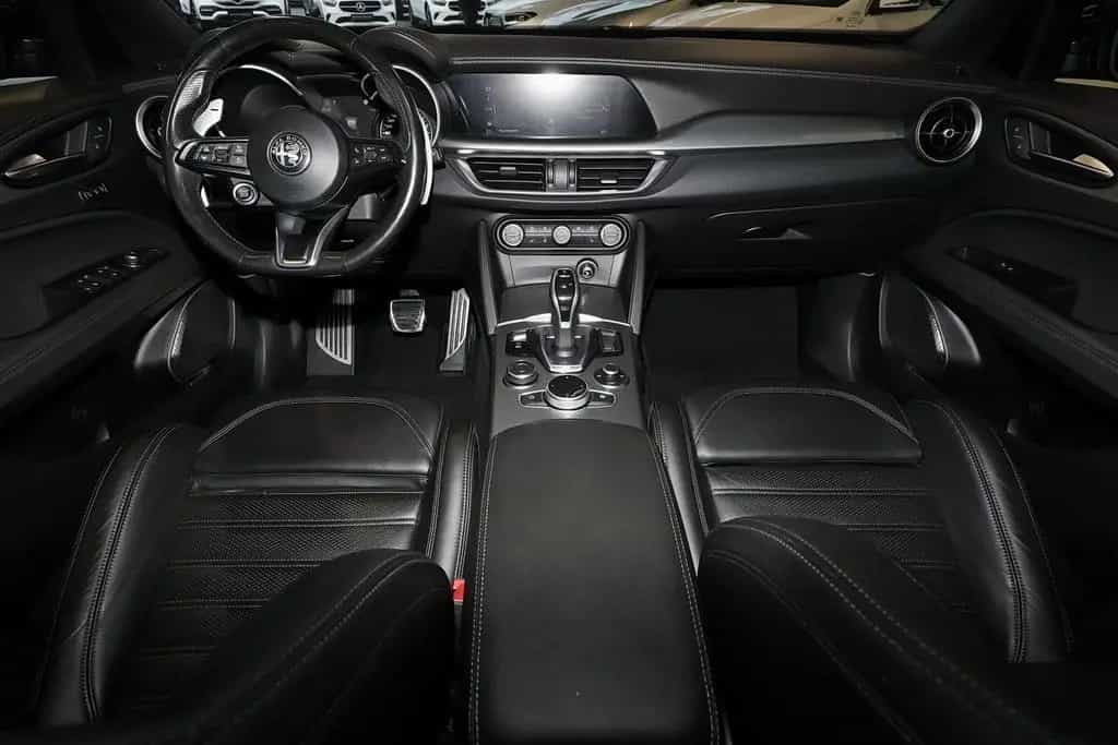 Alfa Romeo Stelvio Veloce Q4 DISTRO+NAVIGATION+SITZHEIZUNG 01/2020-photo-4