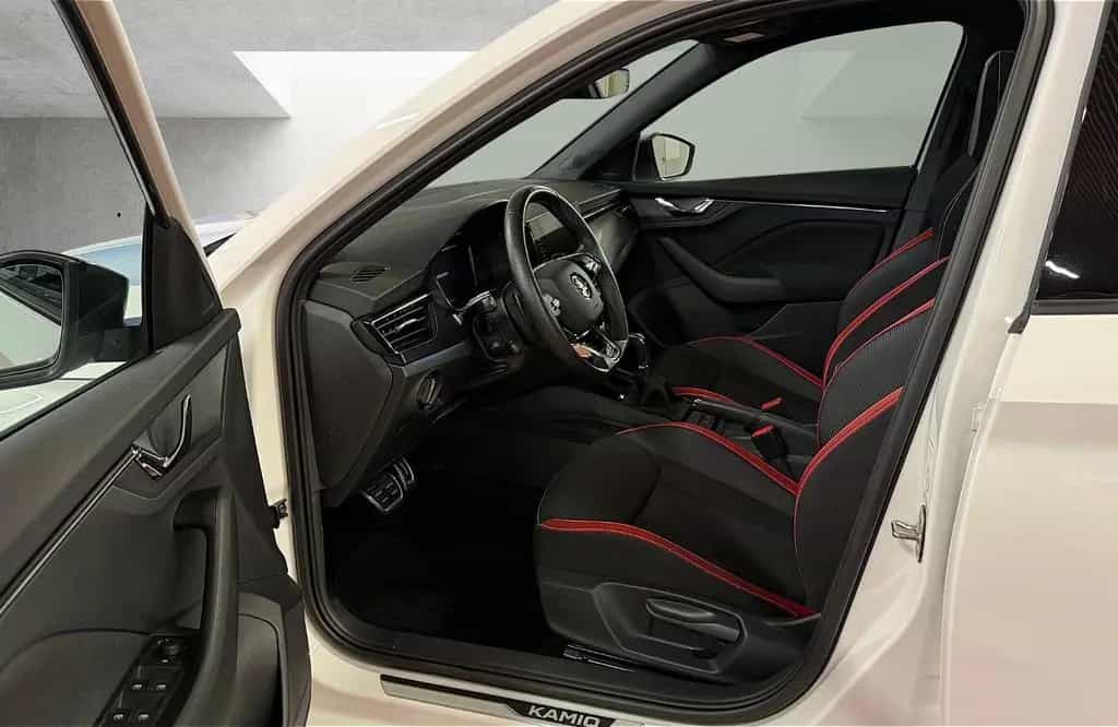 Skoda Kamiq 1.5 TSI Monte Carlo DSG LED Navi ACC Pano 01/2023-photo-15