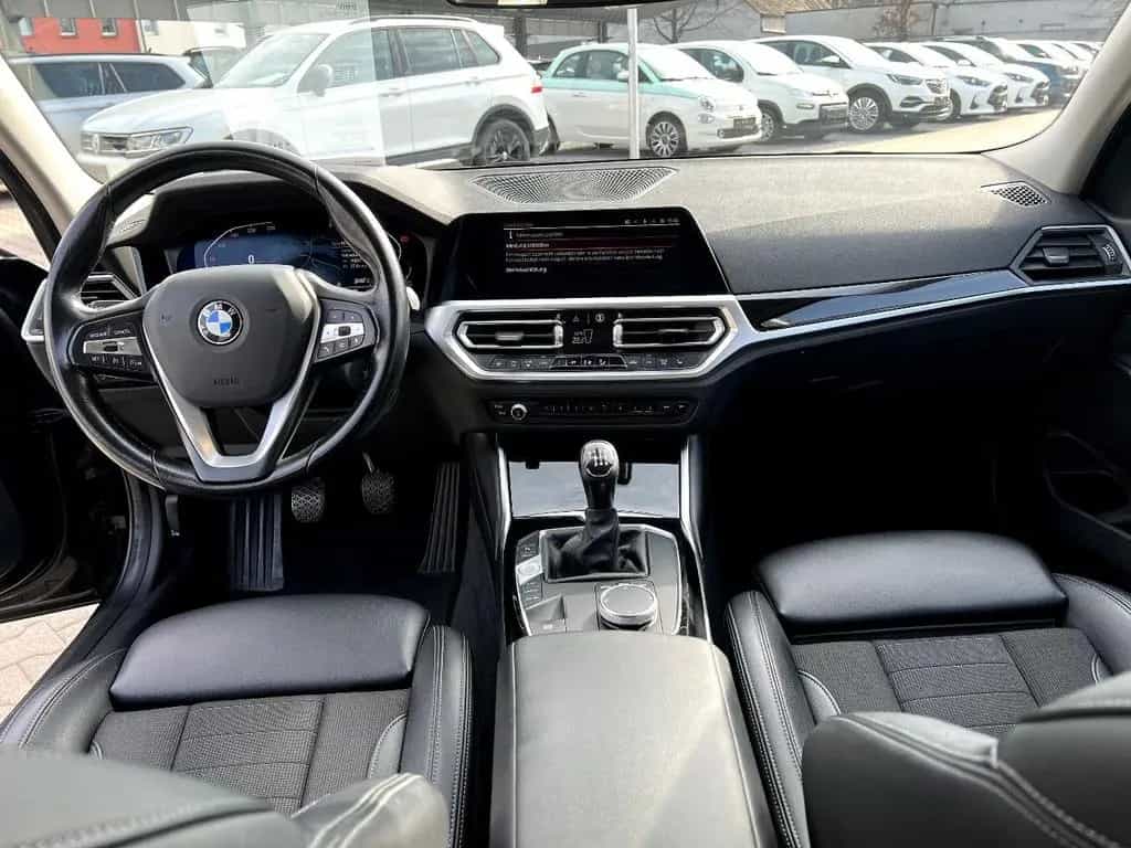 BMW 318 d Touring *LED Navi Leder AHK DAB el. Heck* 09/2021-photo-17